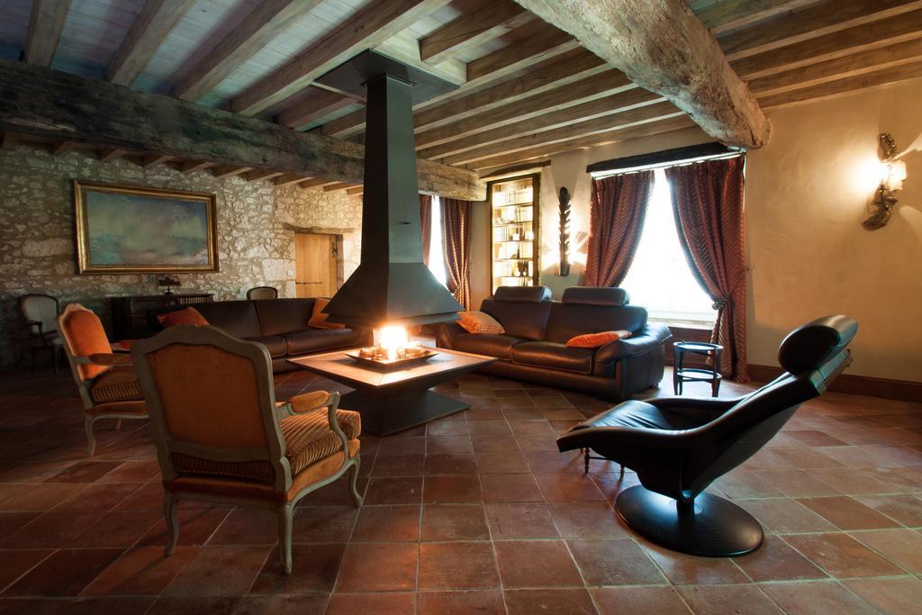 Chambres D'Hotes Domaine De Nazere Avezan Exteriör bild